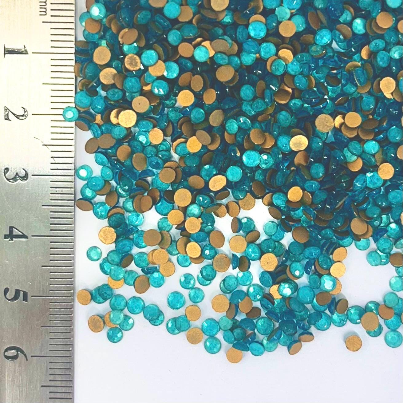 100 x Vintage SS11 Turquoise Blue Czech Crystal Flat Back Rhinestones 2.90-3.00mm - for jewellery making & crafts - TB9 TheGreenGlassGemShop