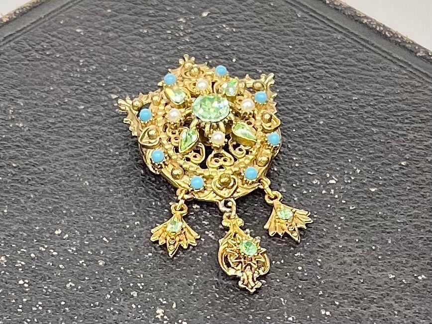 Victorian Style Green Uranium Glass Crystal Studded Vintage Brooch with Droplets Gold Tone with a UV Reactive Glow UV Jewellery TheGreenGlassGemShop