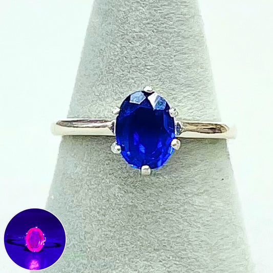 Sterling Silver Cobalt Blue Synthetic Spinel Oval Cut Ring with a UV Reactive Pink Glow UV Jewellery Size M 1/2 TheGreenGlassGemShop