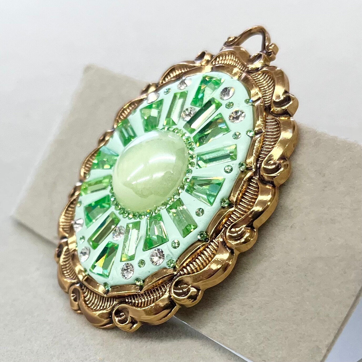 Statement Large Green Uranium Pendant with Vintage Uranium Swarovski Crystal Elements in a Gold Tone Vintage Setting UV Reactive Glow TheGreenGlassGemShop