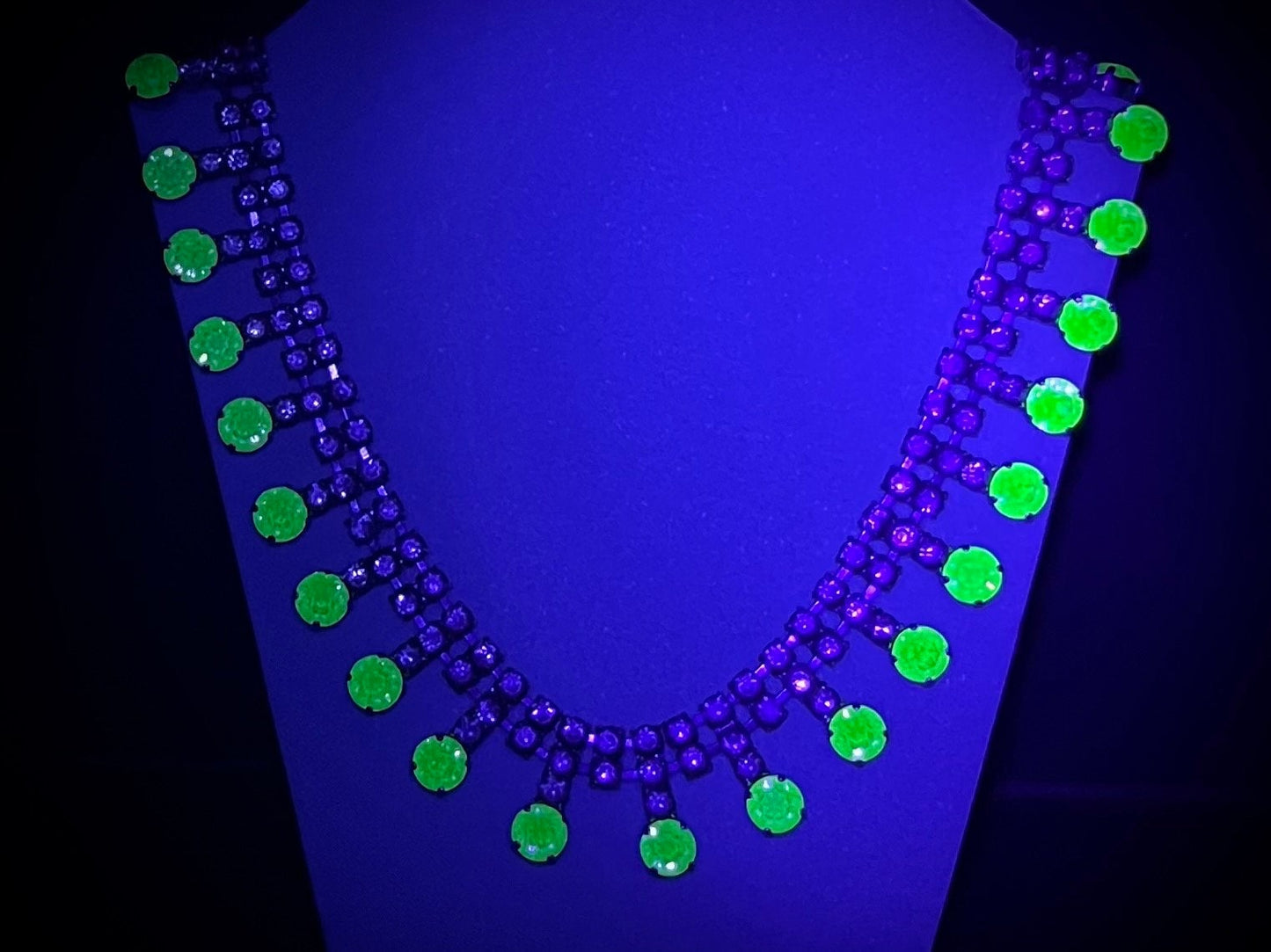 Impressive Vintage Green Uranium Glass Crystal Collar Necklace Silver Tone Metal UV Reactive Glow Statement Piece TheGreenGlassGemShop