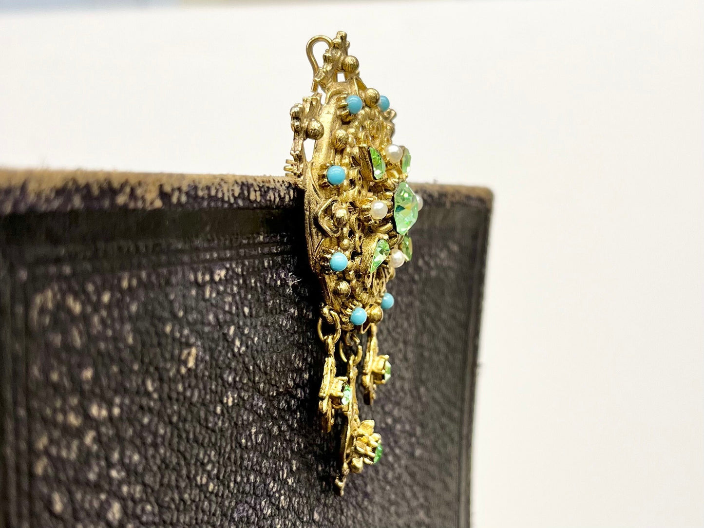 Victorian Style Green Uranium Glass Crystal Studded Vintage Brooch with Droplets Gold Tone with a UV Reactive Glow UV Jewellery TheGreenGlassGemShop