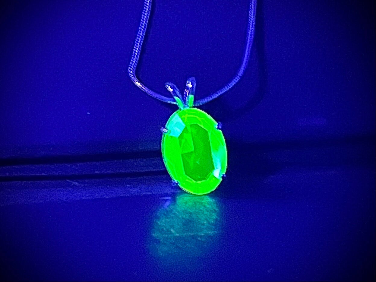 Sterling Silver Uranium Glass Oval Cut Crystal Pendant & 18” Chain with a UV Reactive Glow UV Jewellery Necklace TheGreenGlassGemShop