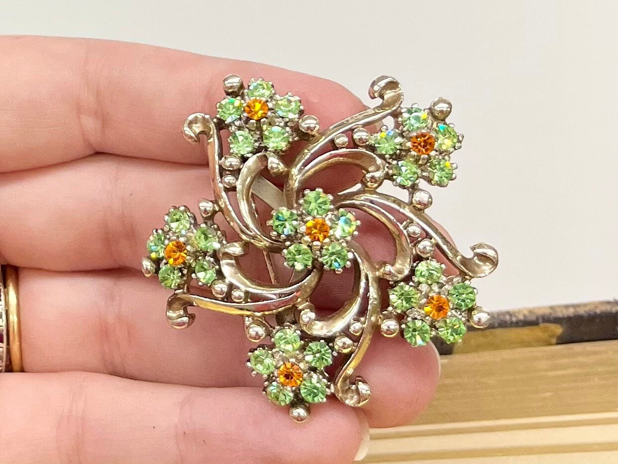 Large Floral Green Uranium Glass Crystal Floral Flower Brooch Gold Tone with a UV Reactive Glow UV Jewellery Vintage TheGreenGlassGemShop