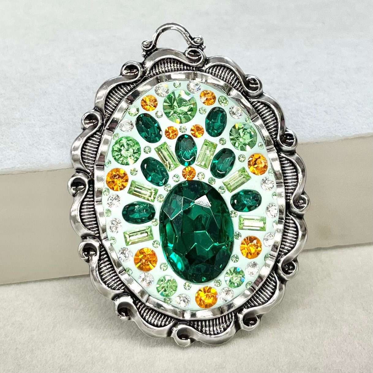 Emerald Colour & Green Uranium and Cadmium Pendant with Vintage Uranium Swarovski Crystal Elements in a Silver Tone Setting UV Reactive Glow TheGreenGlassGemShop