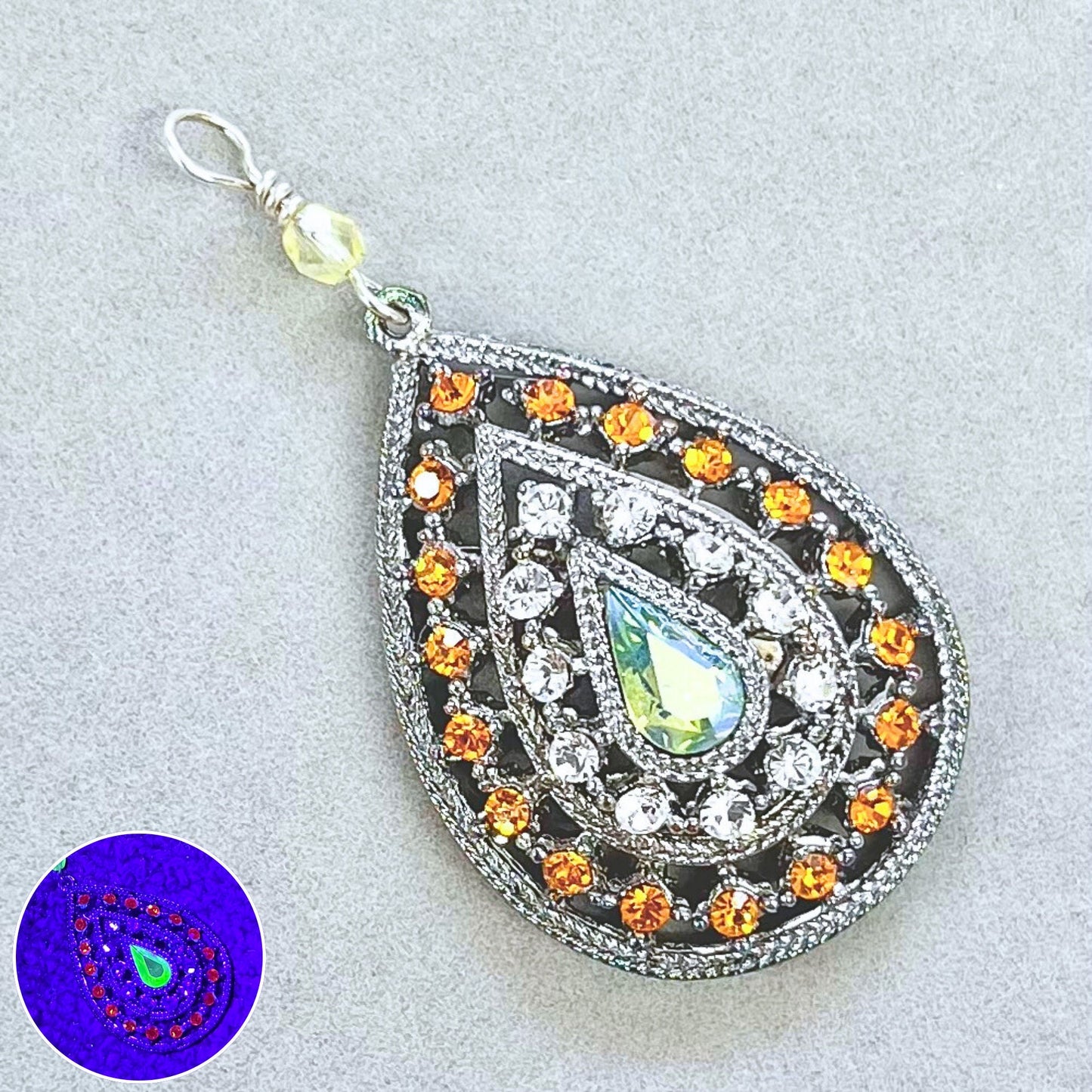 Teardrop Cadmium & Uranium Pendant with Vintage Swarovski Crystal Elements in a Silver Tone Setting UV Reactive Glow TheGreenGlassGemShop