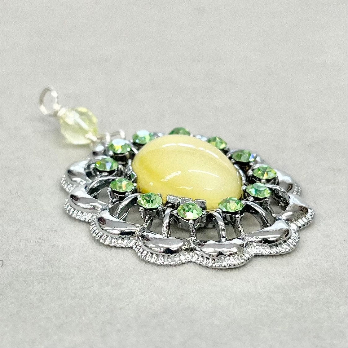 Pretty Oval Silver Plate Yellow Uranium Glass Cabochon Pendant with Green Uranium Crystals in a Vintage Setting UV Reactive Glow TheGreenGlassGemShop