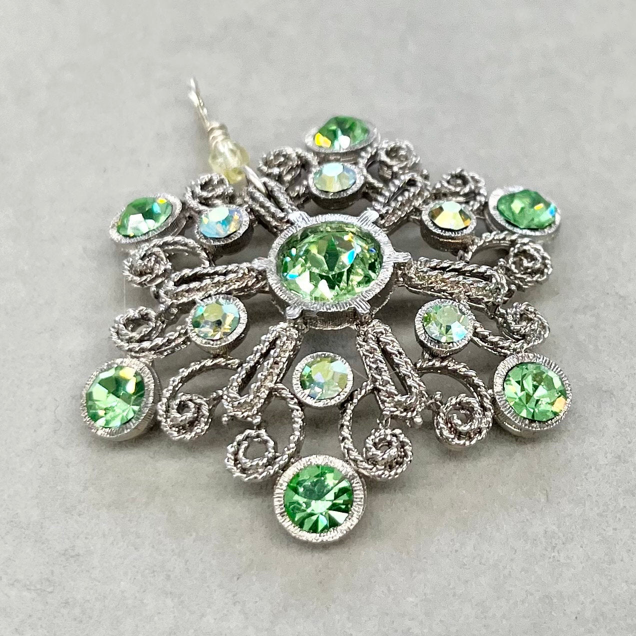 Floral Snowflake Style Silver Plate Uranium Glass Crystal Pendant with Green Uranium Crystals in a Vintage Setting UV Reactive Glow TheGreenGlassGemShop