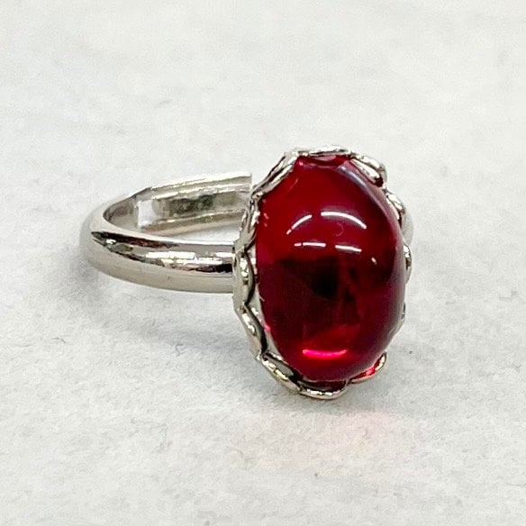 Vintage Oval Czech Glass Cabochon Ring Ruby Foiled Glass Adjustable Size Silver Plated TheGreenGlassGemShop