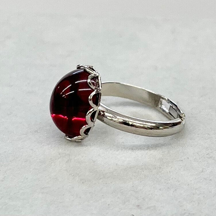 Vintage Oval Czech Glass Cabochon Ring Ruby Foiled Glass Adjustable Size Silver Plated TheGreenGlassGemShop