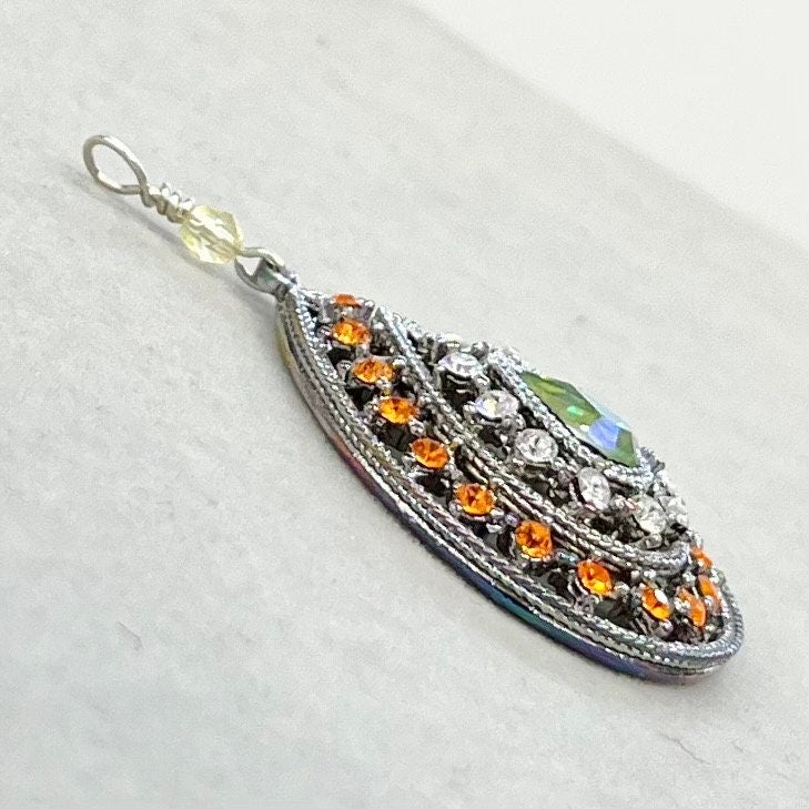 Teardrop Cadmium & Uranium Pendant with Vintage Swarovski Crystal Elements in a Silver Tone Setting UV Reactive Glow TheGreenGlassGemShop