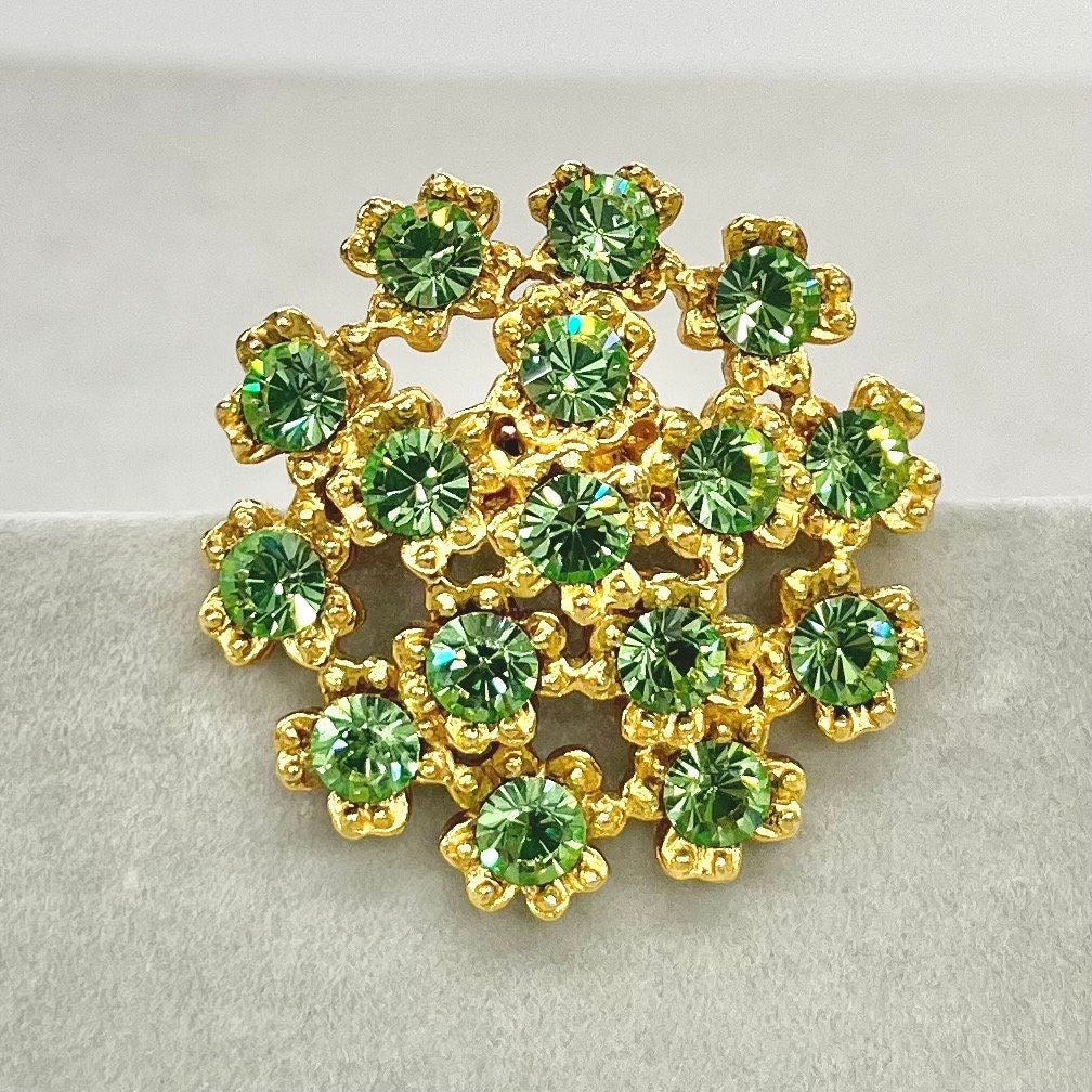 Round Green Uranium Glass Crystal Cluster Brooch Gold Tone with a UV Reactive Glow UV Jewellery TheGreenGlassGemShop