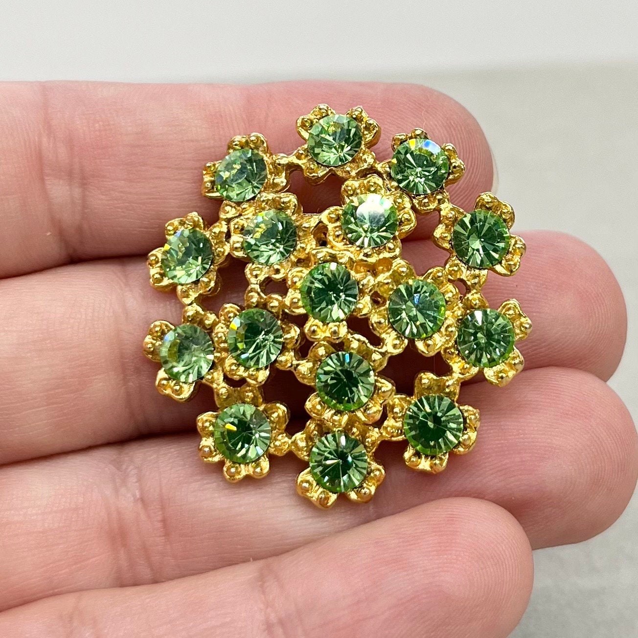 Round Green Uranium Glass Crystal Cluster Brooch Gold Tone with a UV Reactive Glow UV Jewellery TheGreenGlassGemShop