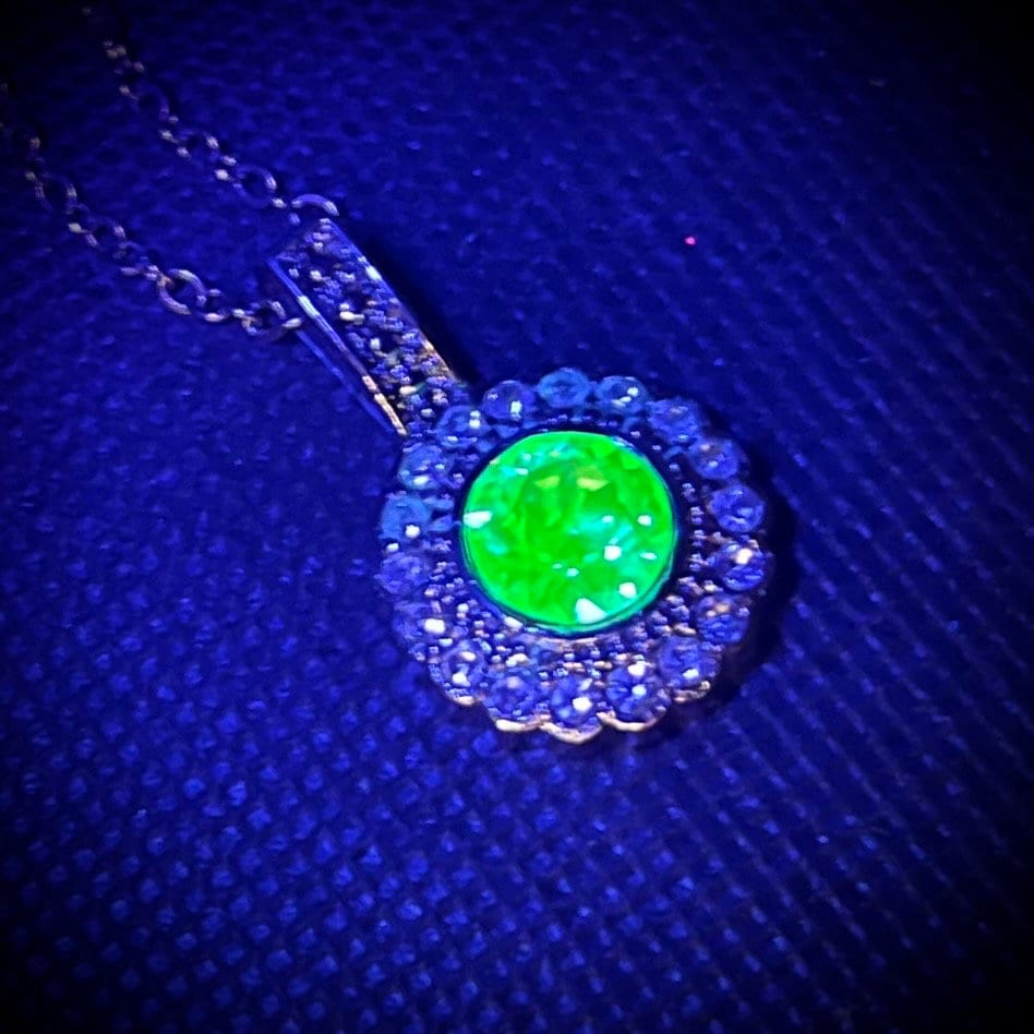 Vintage Round Green Crystal Pendant Necklace on an 15” Chain with 3” Extender Vintage Uranium Swarovski Crystal UV Reactive Glow TheGreenGlassGemShop