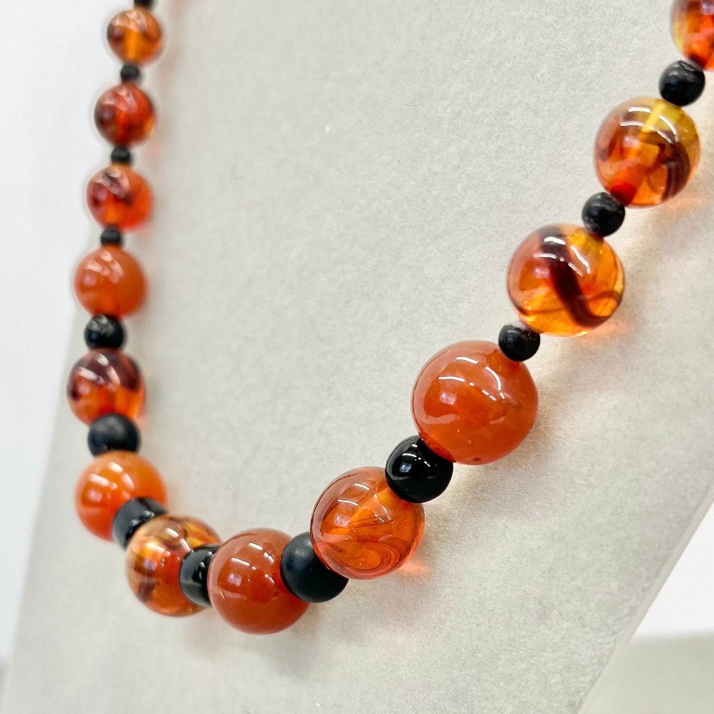 Vintage Carnelian Swirl Glass Uranium Graduated Bead Necklace Orange & Black Beads Bright Green / Yellow UV Reactive Glow 18” TheGreenGlassGemShop