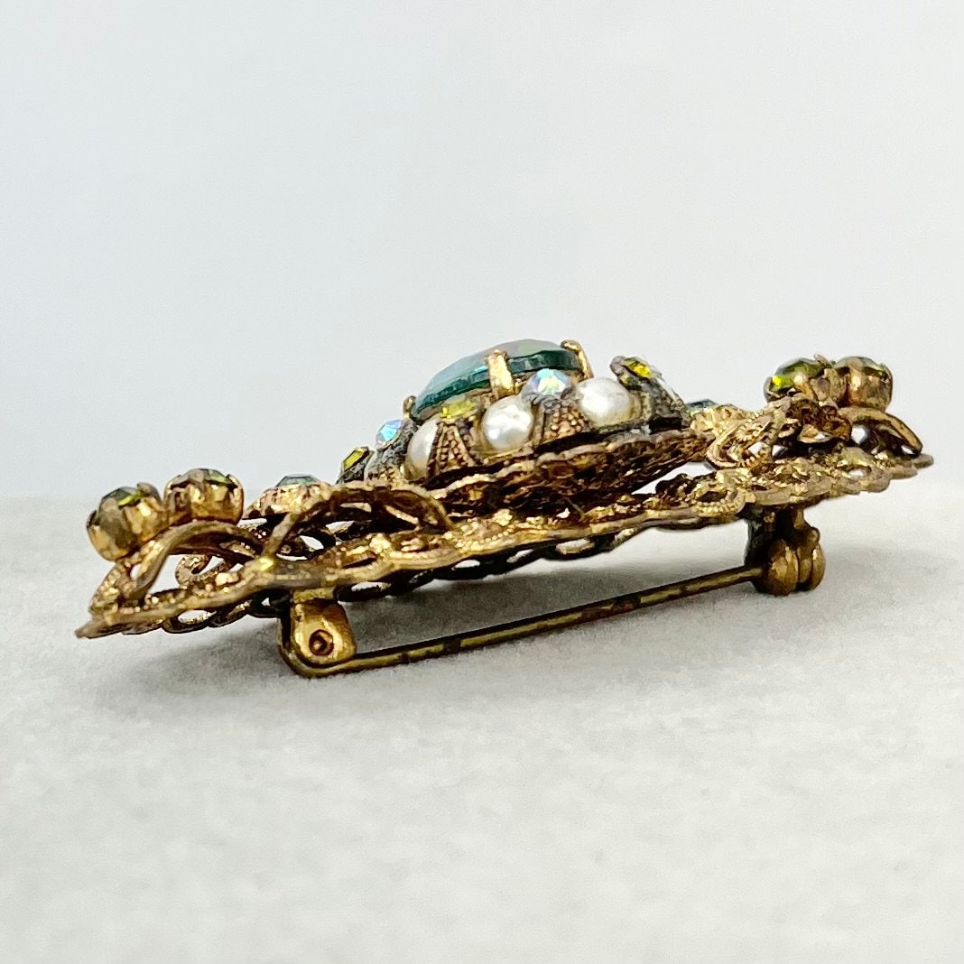 Antique Green Crystal Brooch in a Brass Stamping Filigree Setting Beautifully Made Vintage Brooch TheGreenGlassGemShop