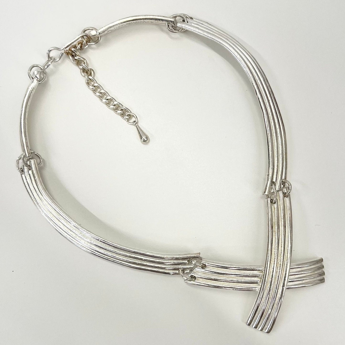 Vintage Silver Tone Wide Ribbed Crossed Collar Necklace 1970’s - 1980’s TheGreenGlassGemShop