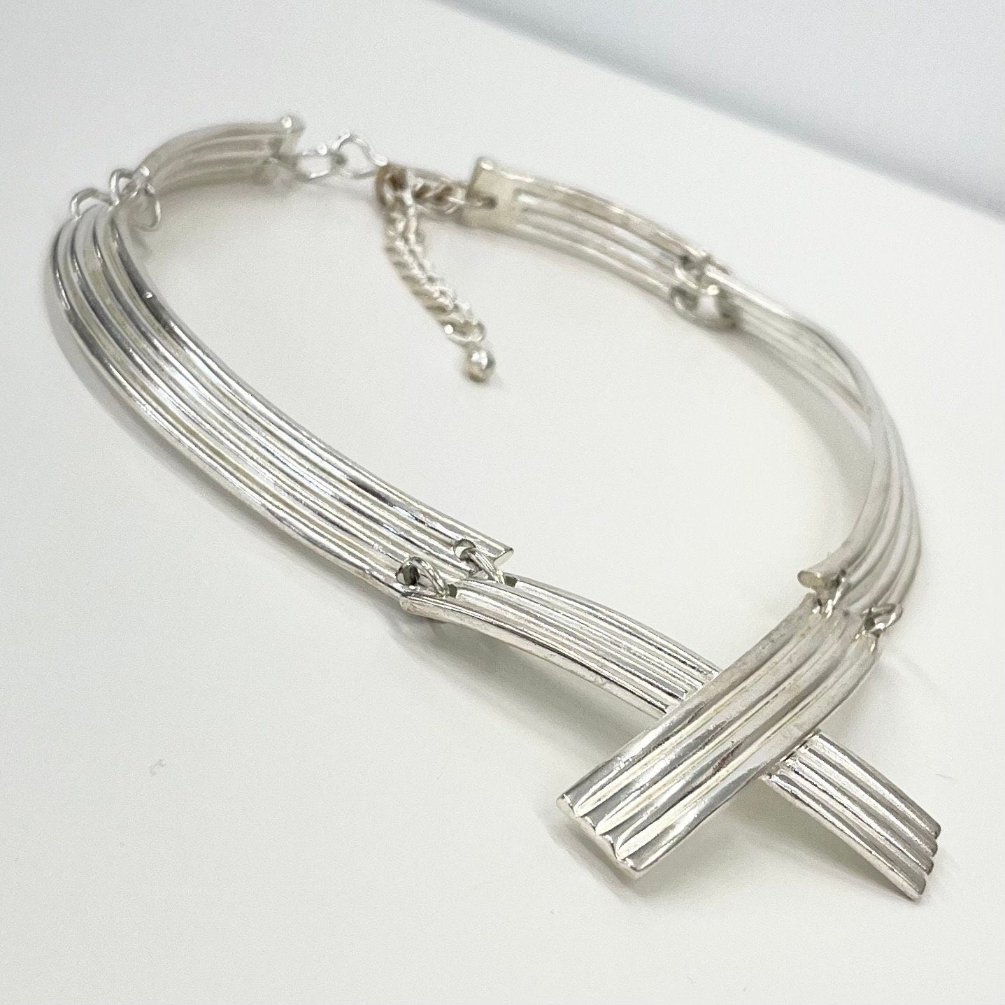 Vintage Silver Tone Wide Ribbed Crossed Collar Necklace 1970’s - 1980’s TheGreenGlassGemShop