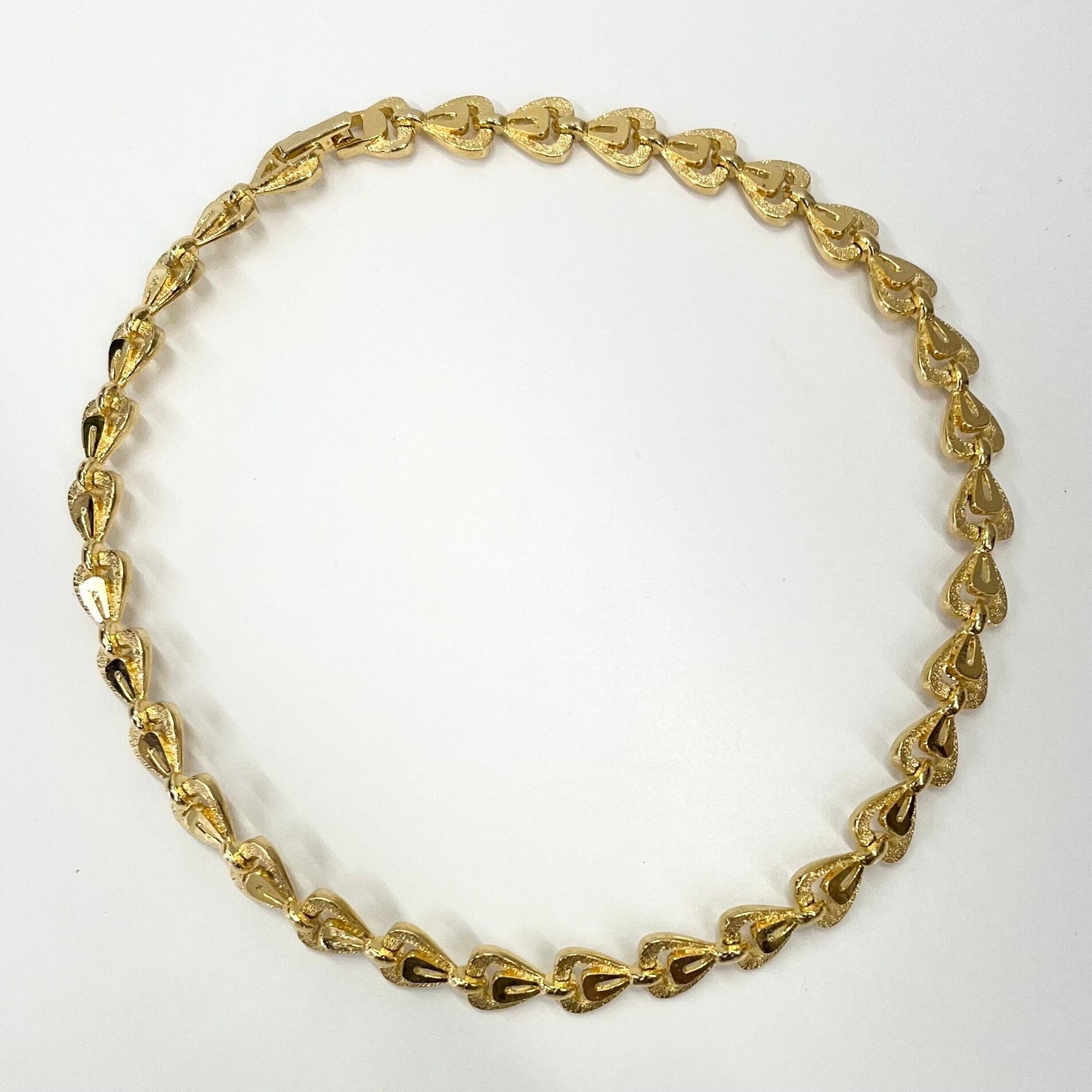 Vintage Gold Tone Brutalist Style Heart link Chain Necklace 1970’s - 1980’s TheGreenGlassGemShop