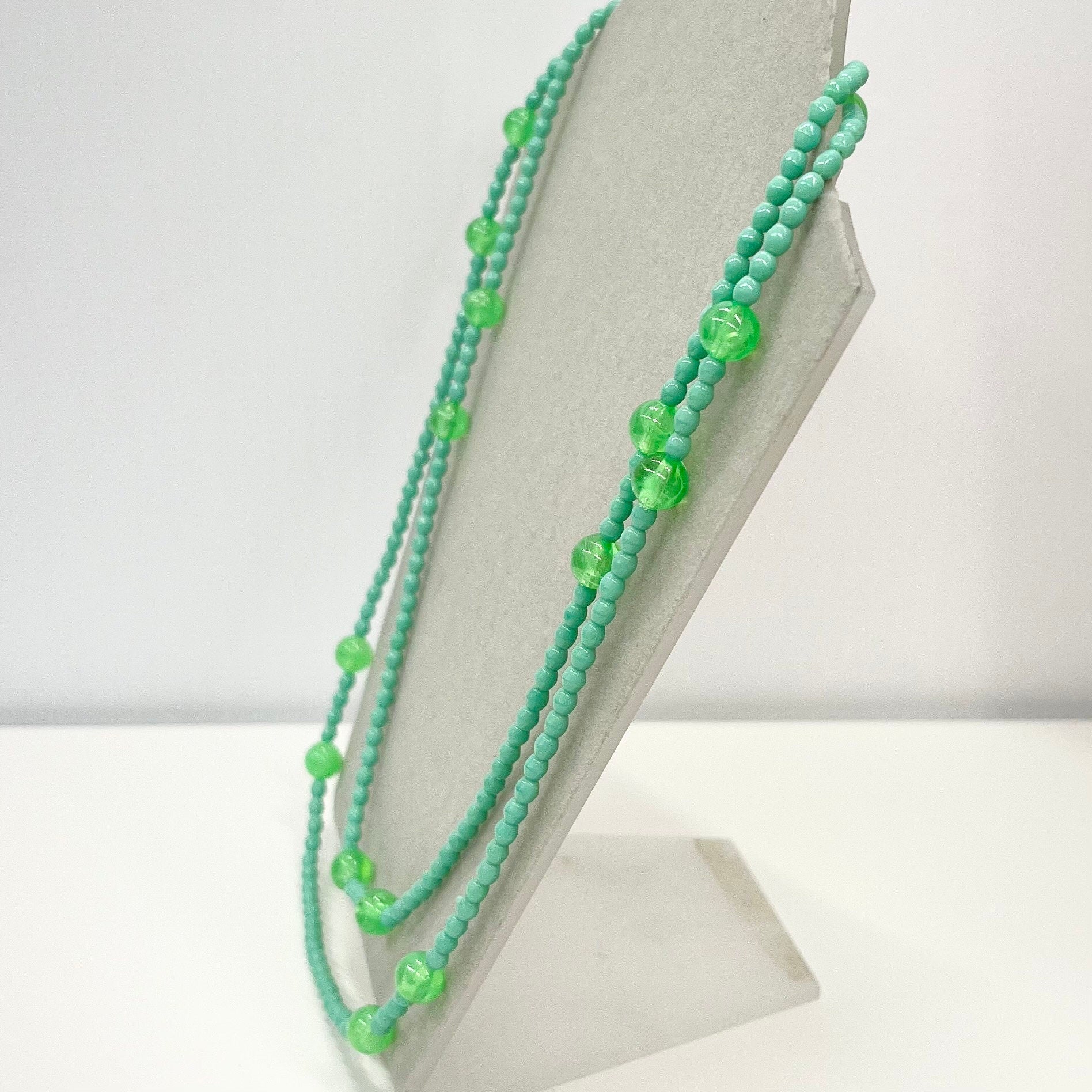 Vintage Long Green / Teal Glass Bead Uranium Necklace Bright Green UV Reactive Glow Jewellery TheGreenGlassGemShop