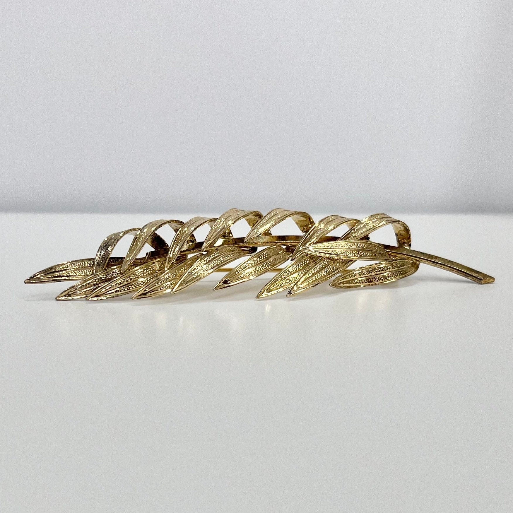 Vintage Gold Tone Long Leaf Branch Brooch Beautiful Costume Jewellery Piece TheGreenGlassGemShop