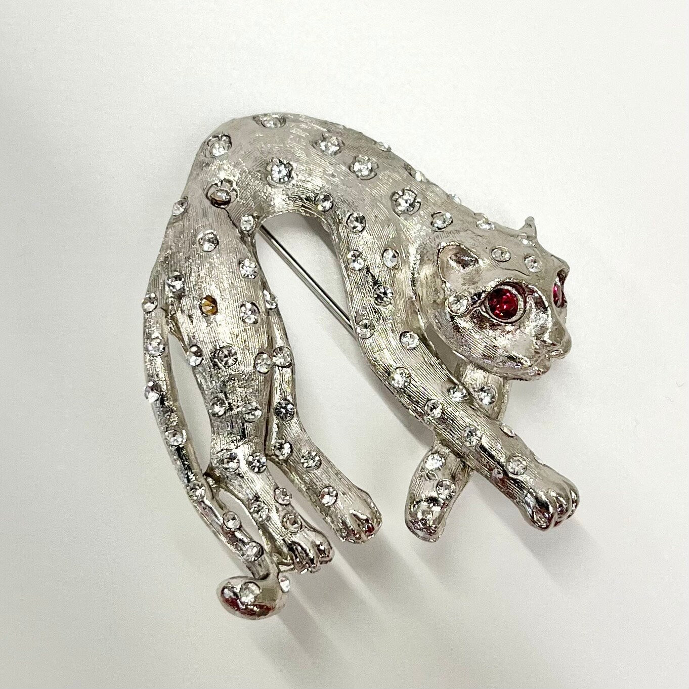 Vintage Silver Tone Spotted Leopard Brooch with Ruby Crystal Eyes Big Cat Brooch Costume Jewellery Piece TheGreenGlassGemShop