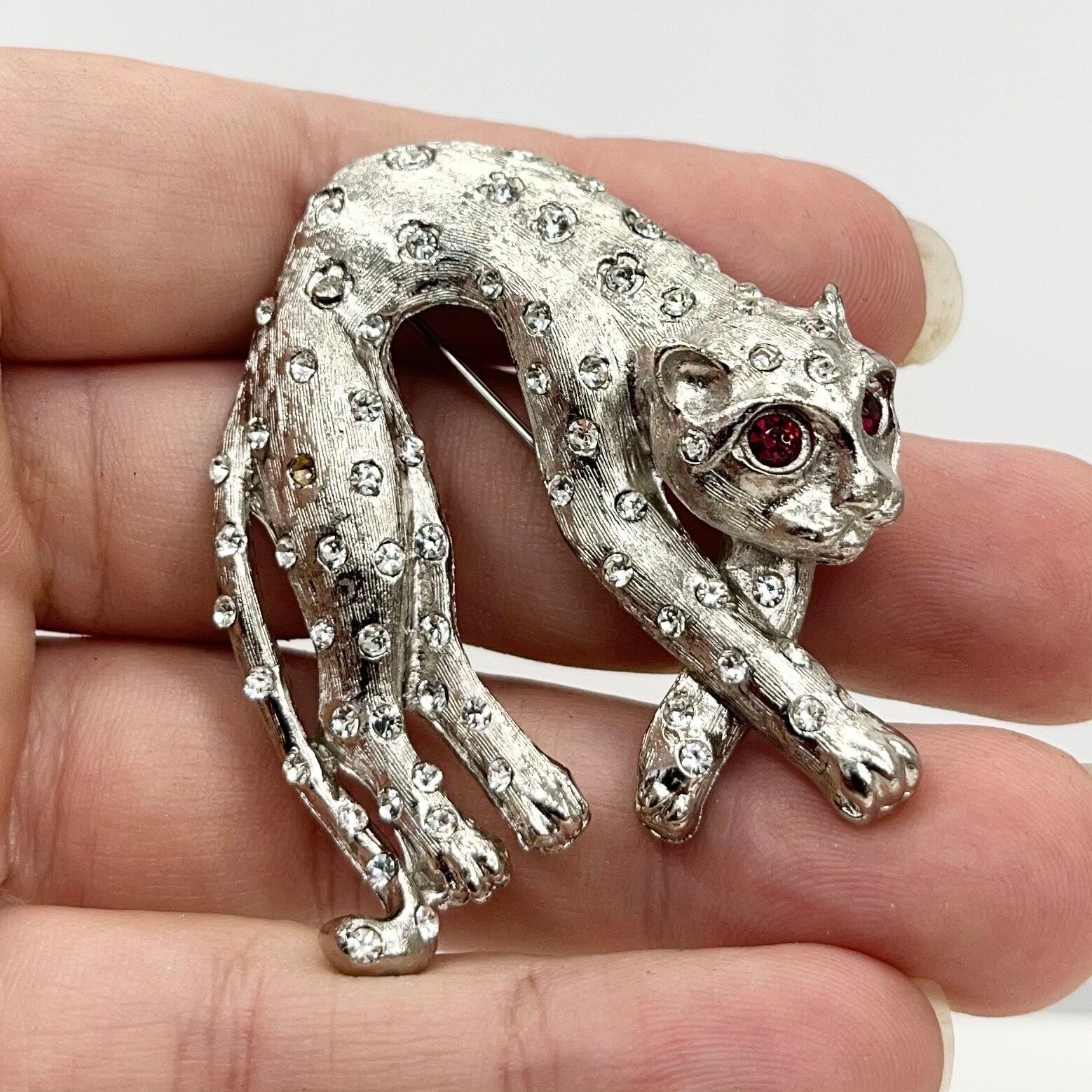 Vintage Silver Tone Spotted Leopard Brooch with Ruby Crystal Eyes Big Cat Brooch Costume Jewellery Piece TheGreenGlassGemShop