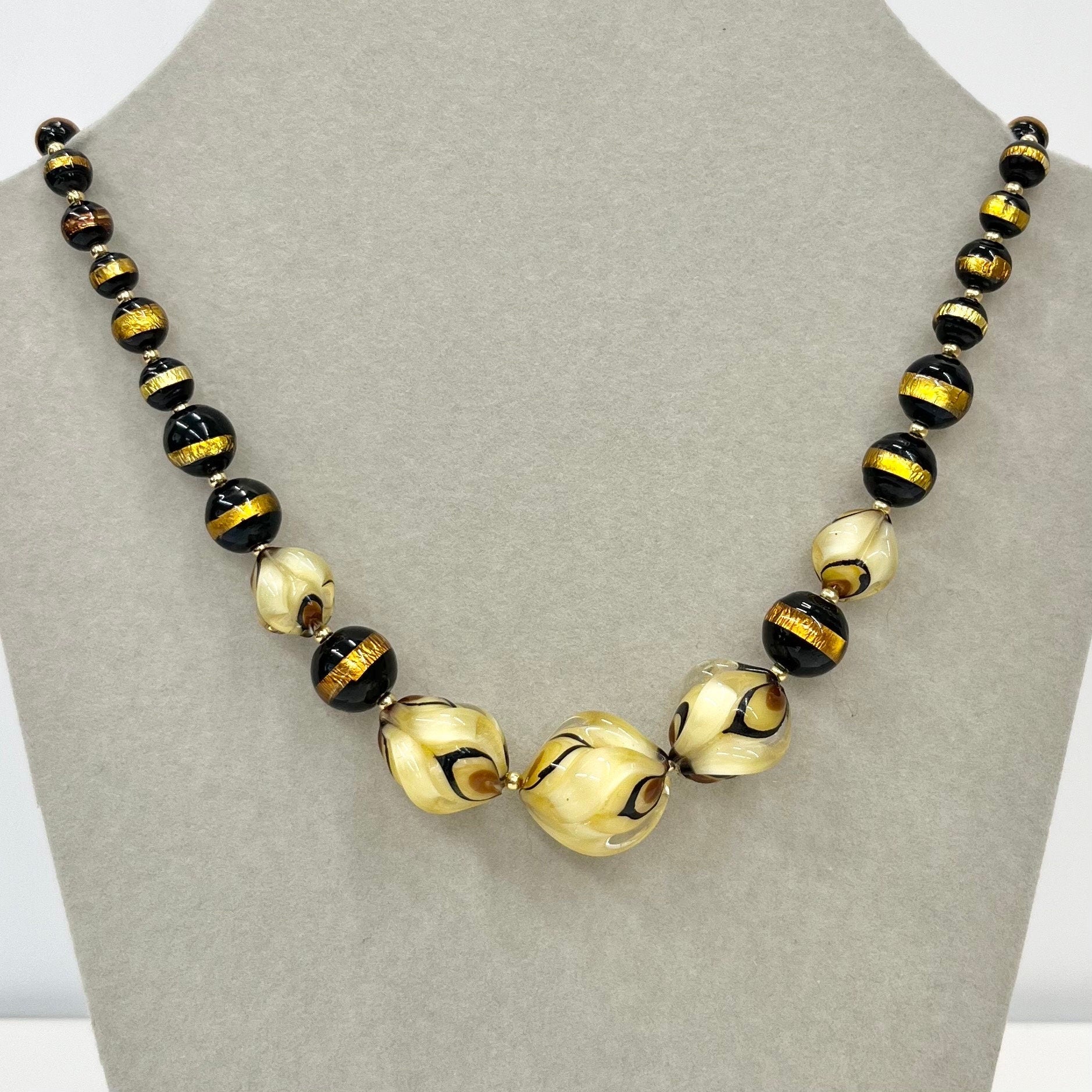 Vintage Gold Foil Black Murano Glass Uranium Graduated Lampwork Bead Necklace Beads Green / Yellow UV Reactive Glow 16” TheGreenGlassGemShop