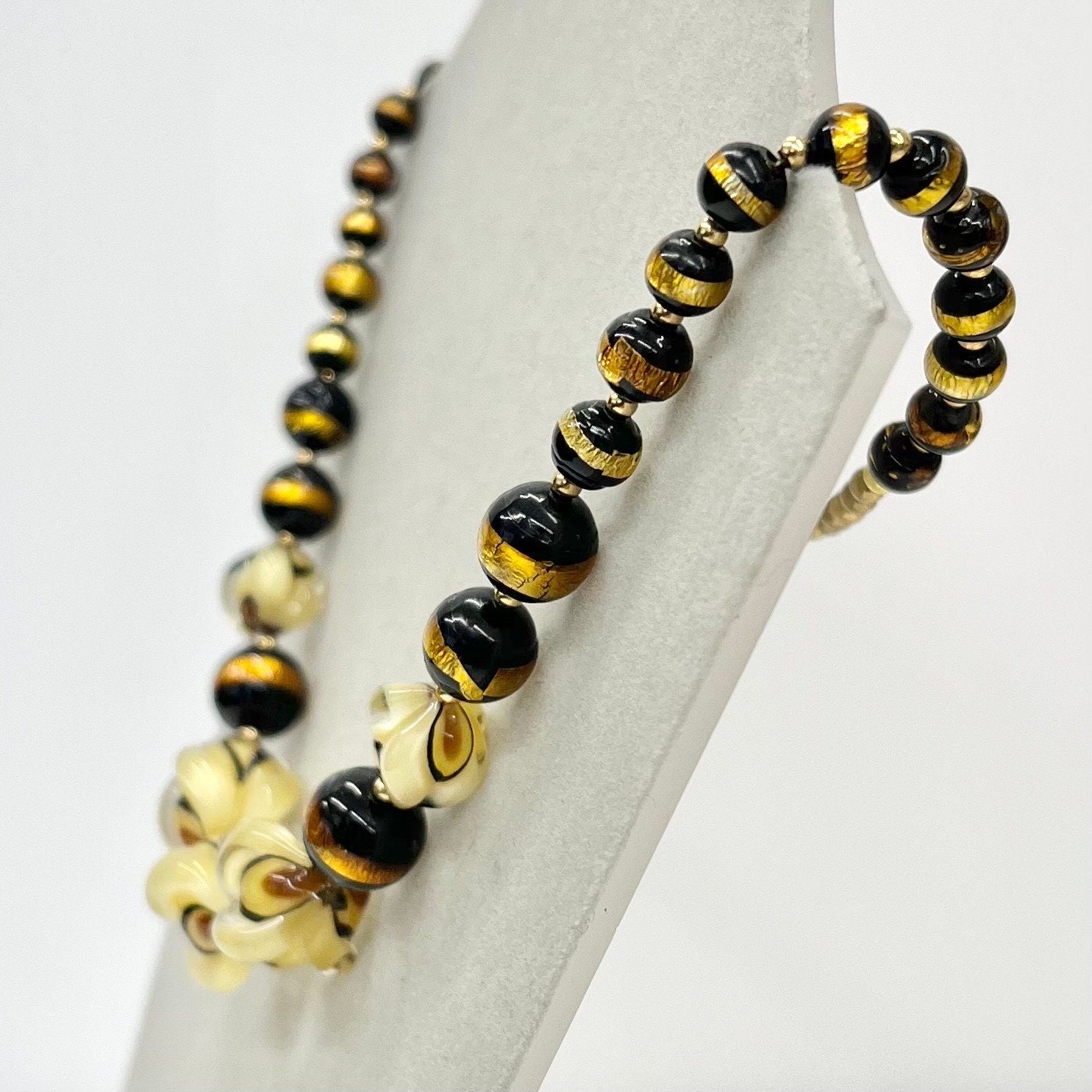 Vintage Gold Foil Black Murano Glass Uranium Graduated Lampwork Bead Necklace Beads Green / Yellow UV Reactive Glow 16” TheGreenGlassGemShop