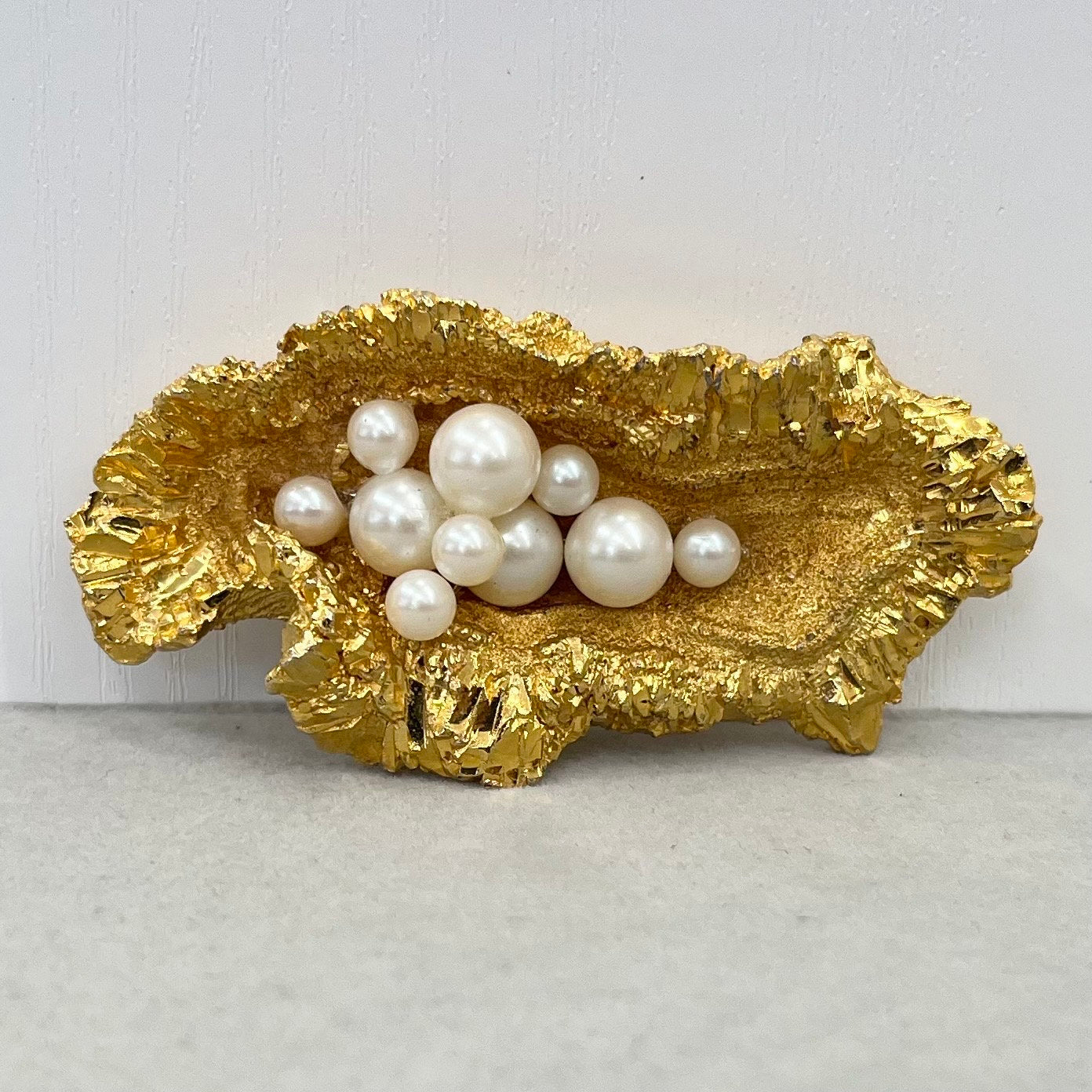 Vintage Gold Tone Brutalist Oyster Shaped Glass Pearl Brooch Large Contempory Costume Jewellery Statement Piece TheGreenGlassGemShop