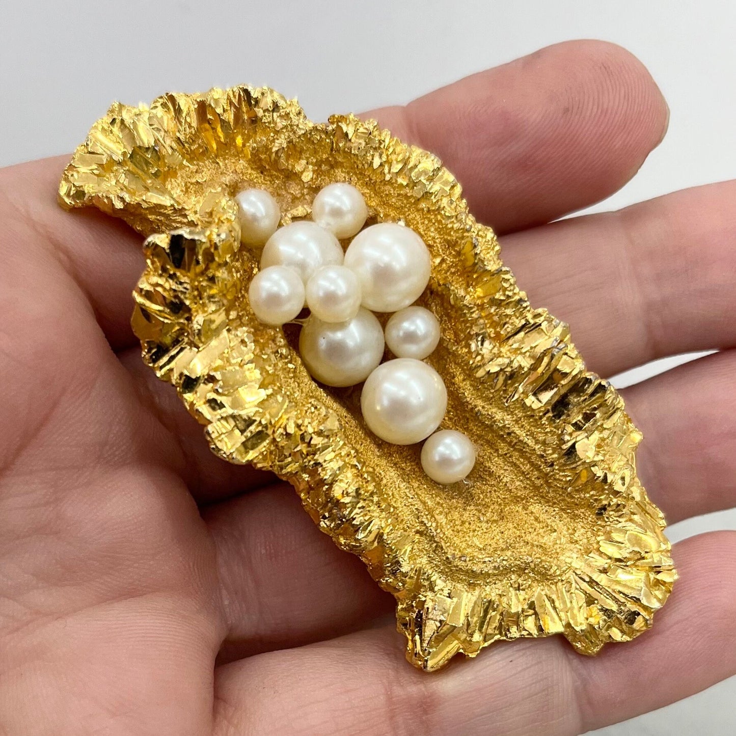 Vintage Gold Tone Brutalist Oyster Shaped Glass Pearl Brooch Large Contempory Costume Jewellery Statement Piece TheGreenGlassGemShop