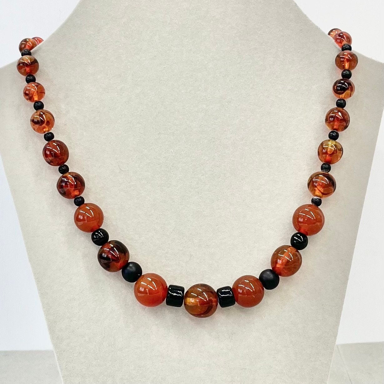 Vintage Carnelian Swirl Glass Uranium Graduated Bead Necklace Orange & Black Beads Bright Green / Yellow UV Reactive Glow 18” TheGreenGlassGemShop