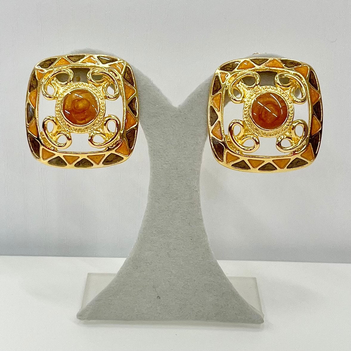 Vintage Square Enamel Clip On Earrings Brown Goldwith Faux Pearl Centre 1980’s - 1990’s Brand New Vintage Dead Stock TheGreenGlassGemShop