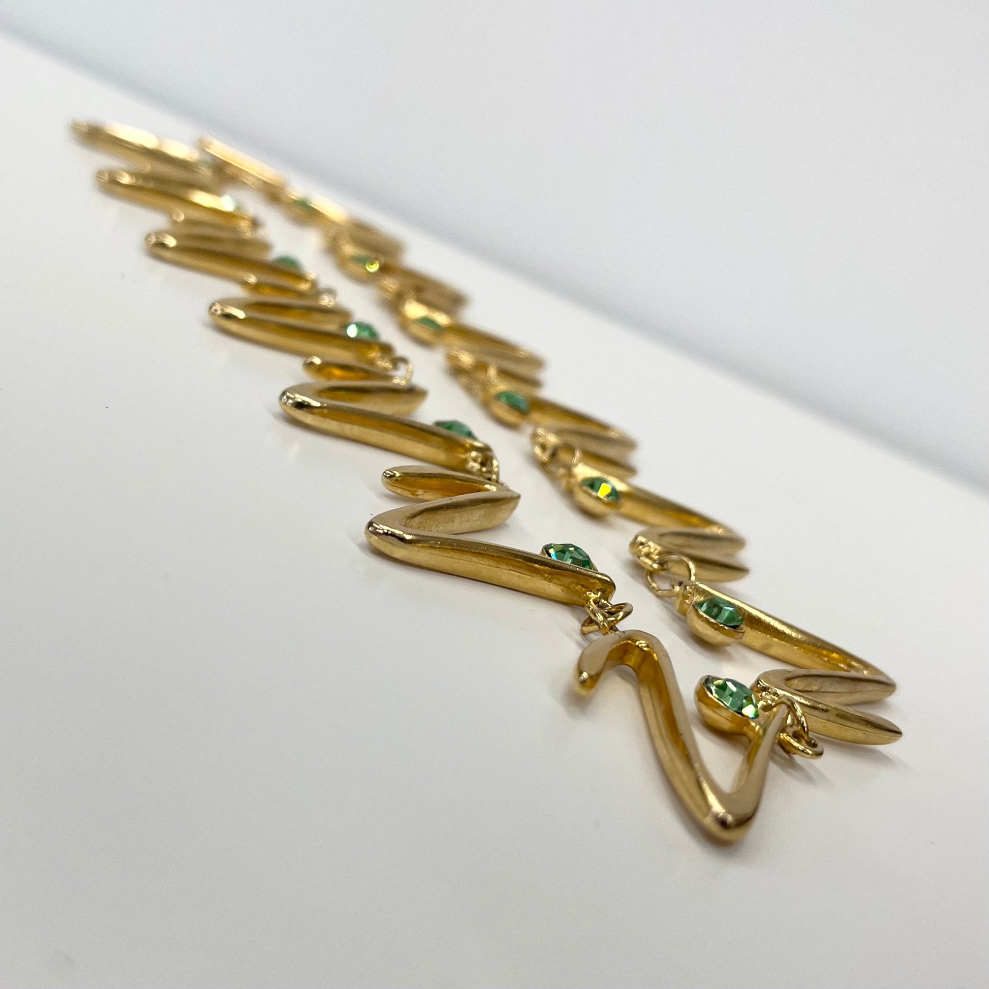 Vintage Green Uranium Glass Crystal Necklace Gold Tone Zig Zag Design UV Reactive Glow Statement Piece TheGreenGlassGemShop