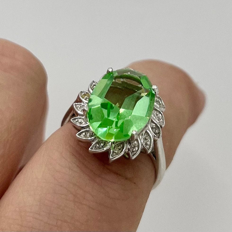 Sterling Silver Uranium Glass Oval Cut Crystal Dress Ring with a Sparkling Halo UV Reactive Glow UV Jewellery Size uk N or us 7 TheGreenGlassGemShop