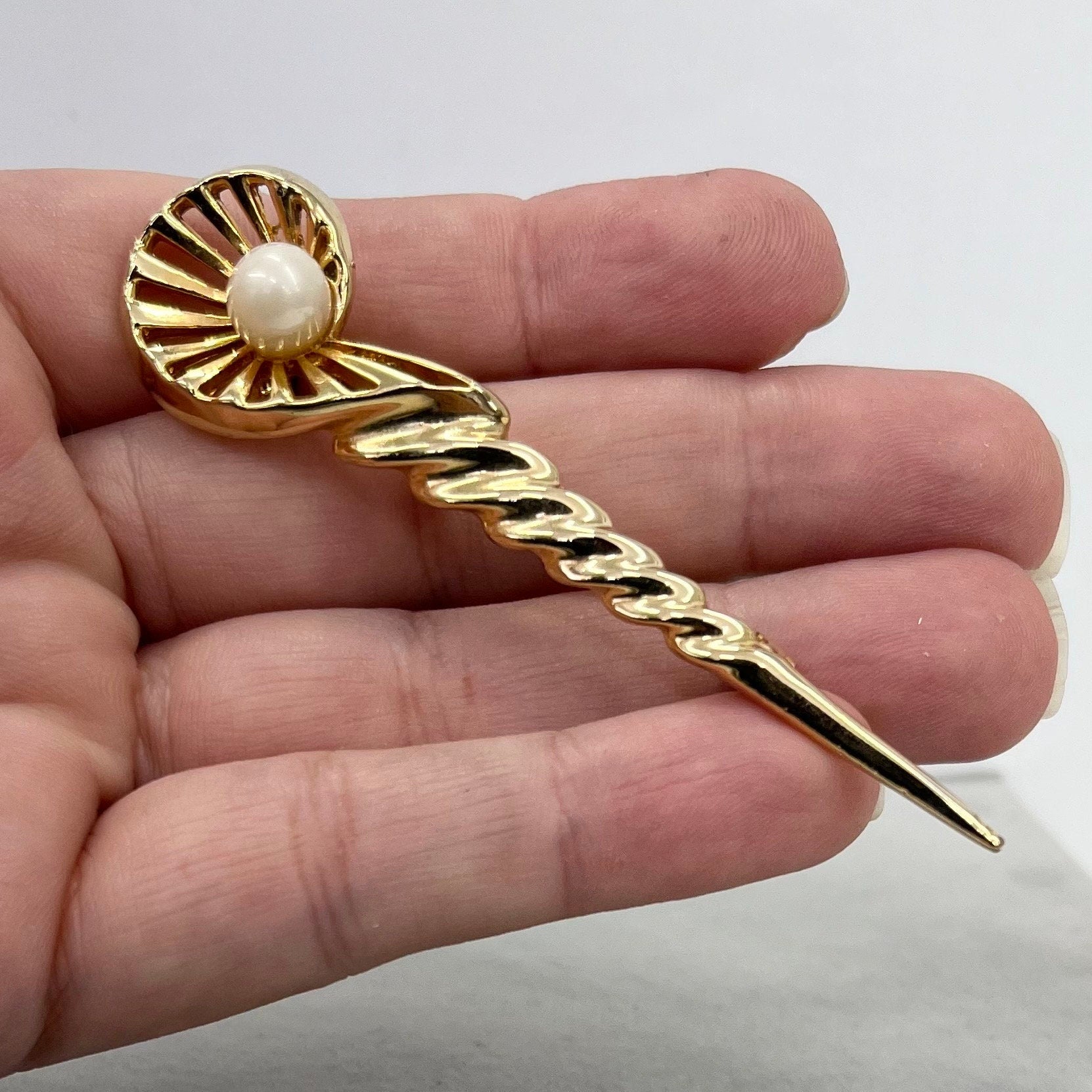 Vintage Gold Tone Long Spiral Bar Brooch with a Faux Pearl Accent Beautiful Costume Jewellery Piece TheGreenGlassGemShop