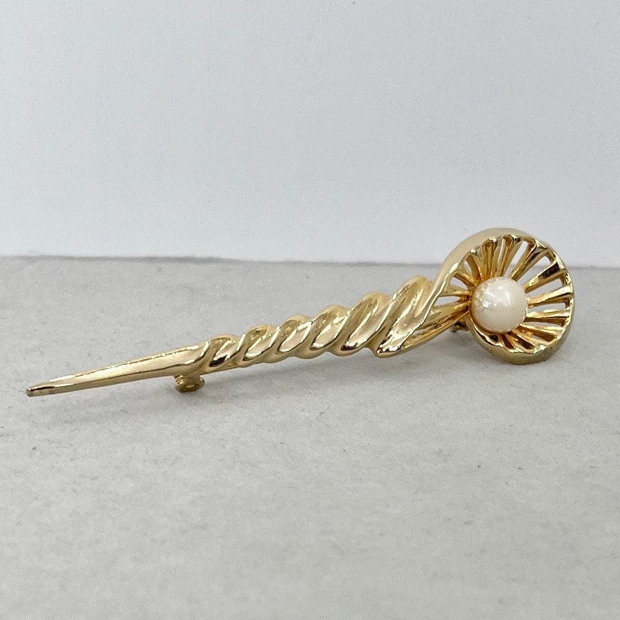 Vintage Gold Tone Long Spiral Bar Brooch with a Faux Pearl Accent Beautiful Costume Jewellery Piece TheGreenGlassGemShop