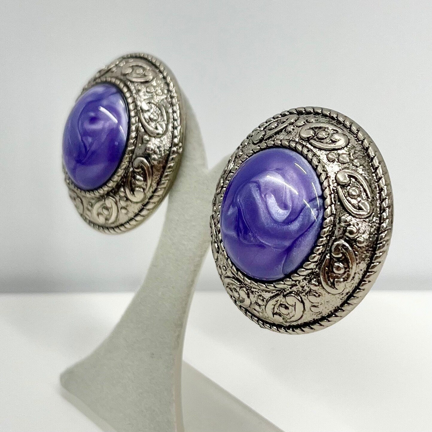 Vintage Large Round Purple Swirl Domed Statement Clip On Earrings Antiques Silver Tone 1980’s - 1990’s TheGreenGlassGemShop