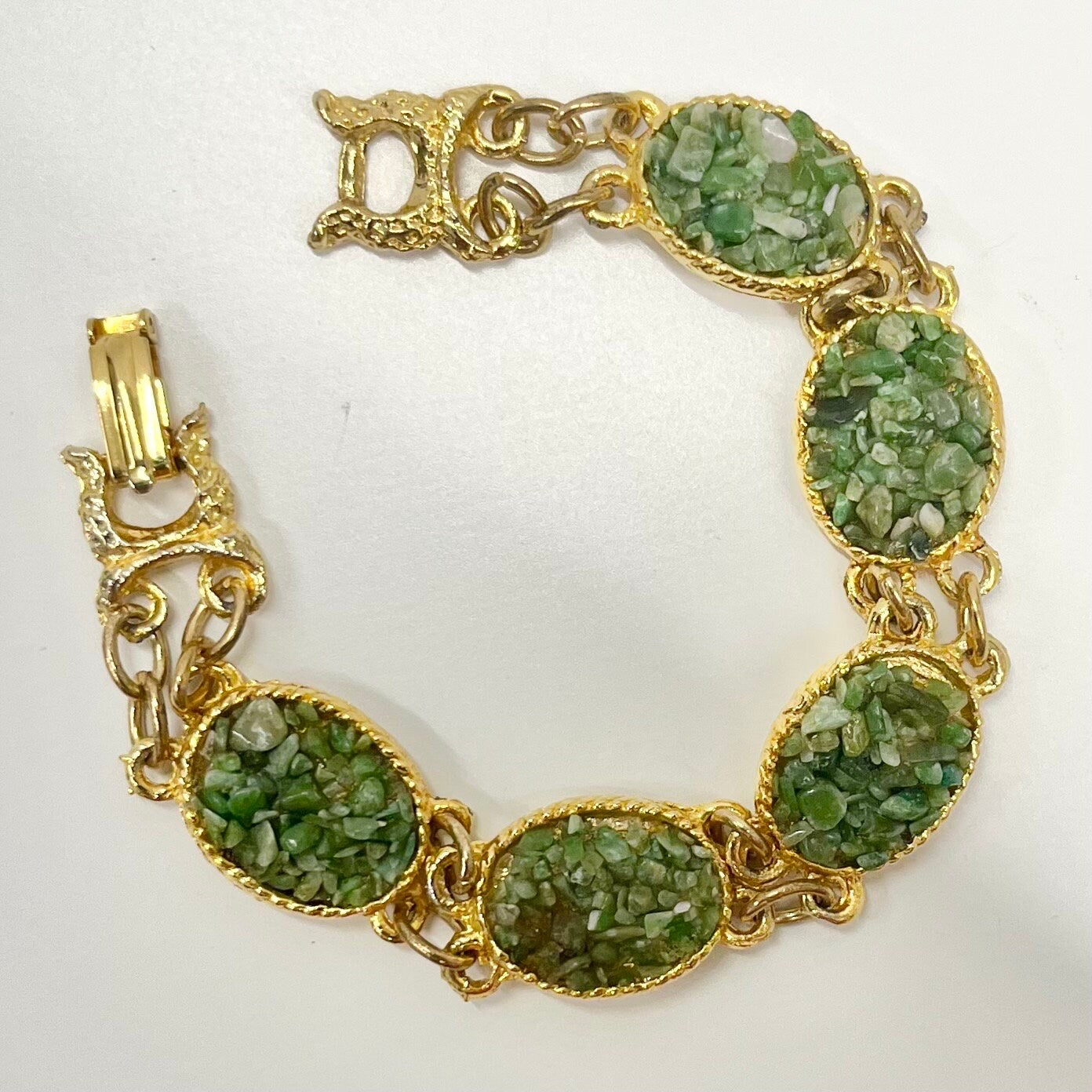 Vintage Gold Tone 1970’s Green Aventurine Chip Stone Bracelet Semi Precious Costume Jewellery 7” TheGreenGlassGemShop