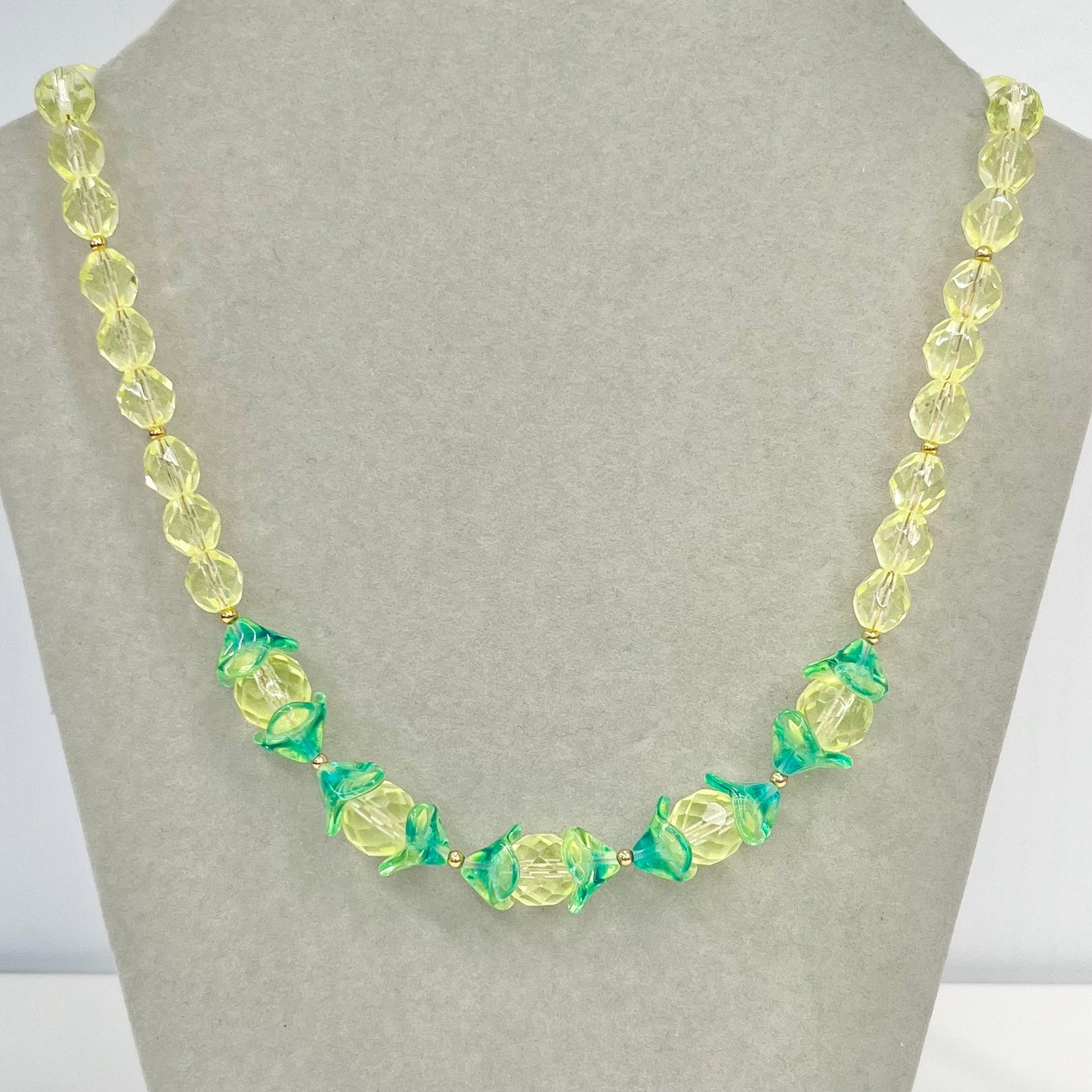 Handmade Yellow Uranium & Green Czech Glass Vintage Bead Necklace Fabulous Green Glow Under UV Light UV Reactive Glow Jewellery TheGreenGlassGemShop