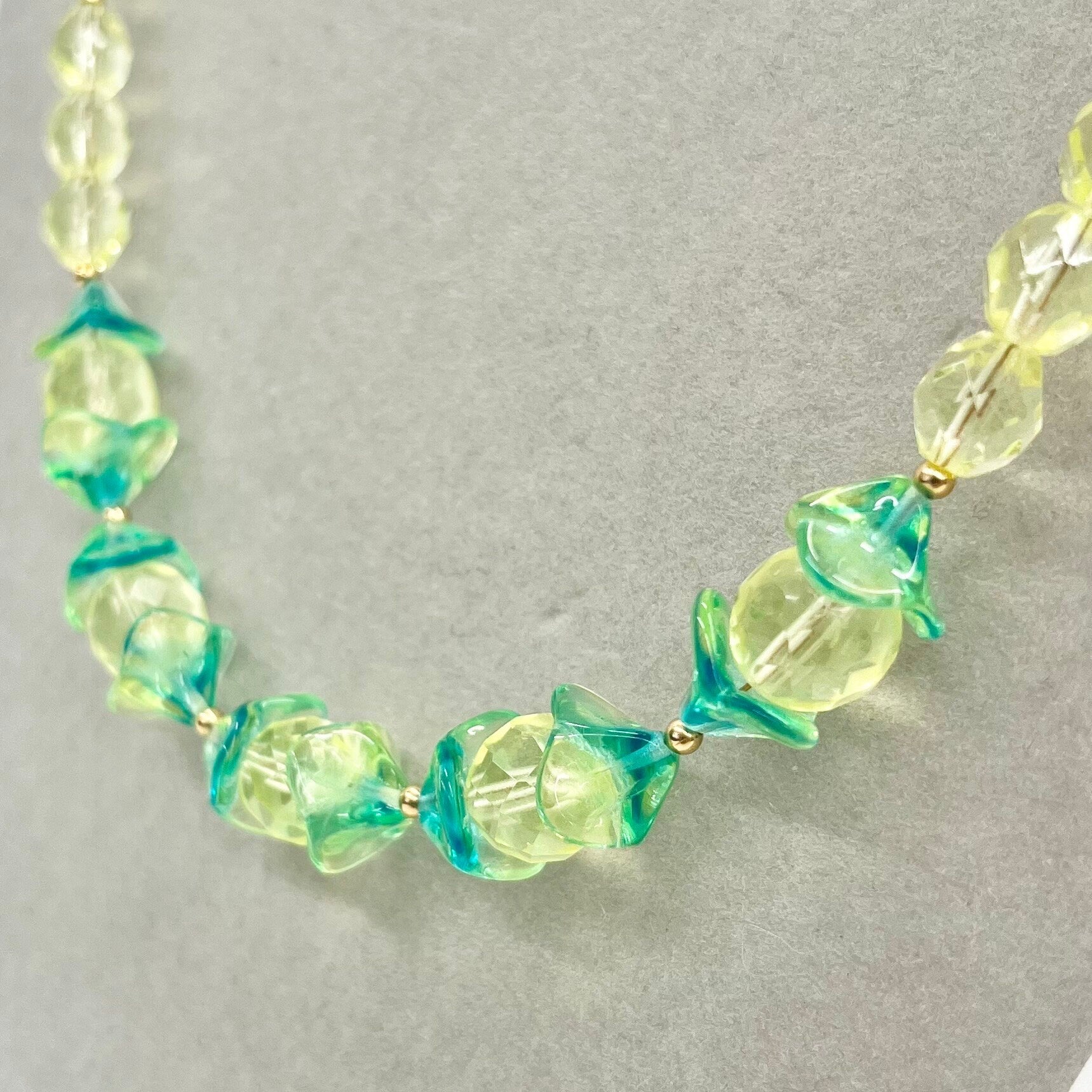 Handmade Yellow Uranium & Green Czech Glass Vintage Bead Necklace Fabulous Green Glow Under UV Light UV Reactive Glow Jewellery TheGreenGlassGemShop