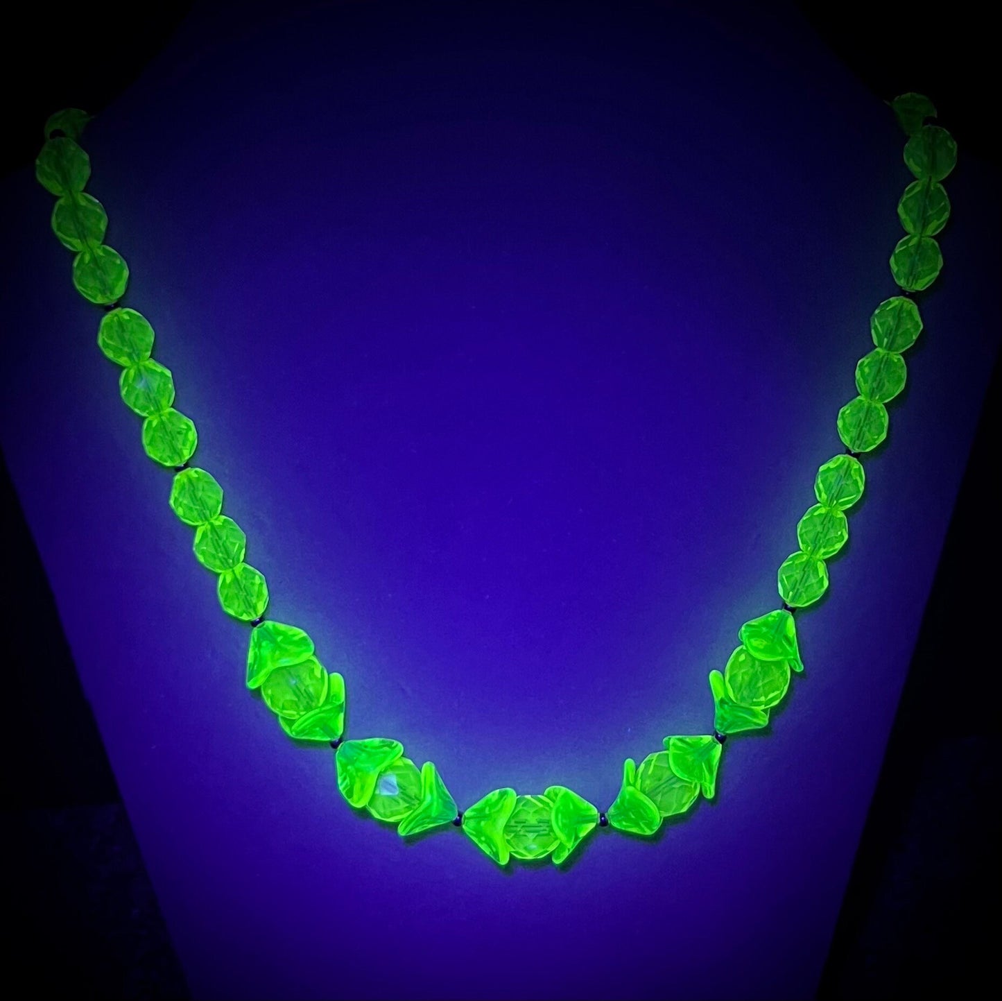 Handmade Yellow Uranium & Green Czech Glass Vintage Bead Necklace Fabulous Green Glow Under UV Light UV Reactive Glow Jewellery TheGreenGlassGemShop