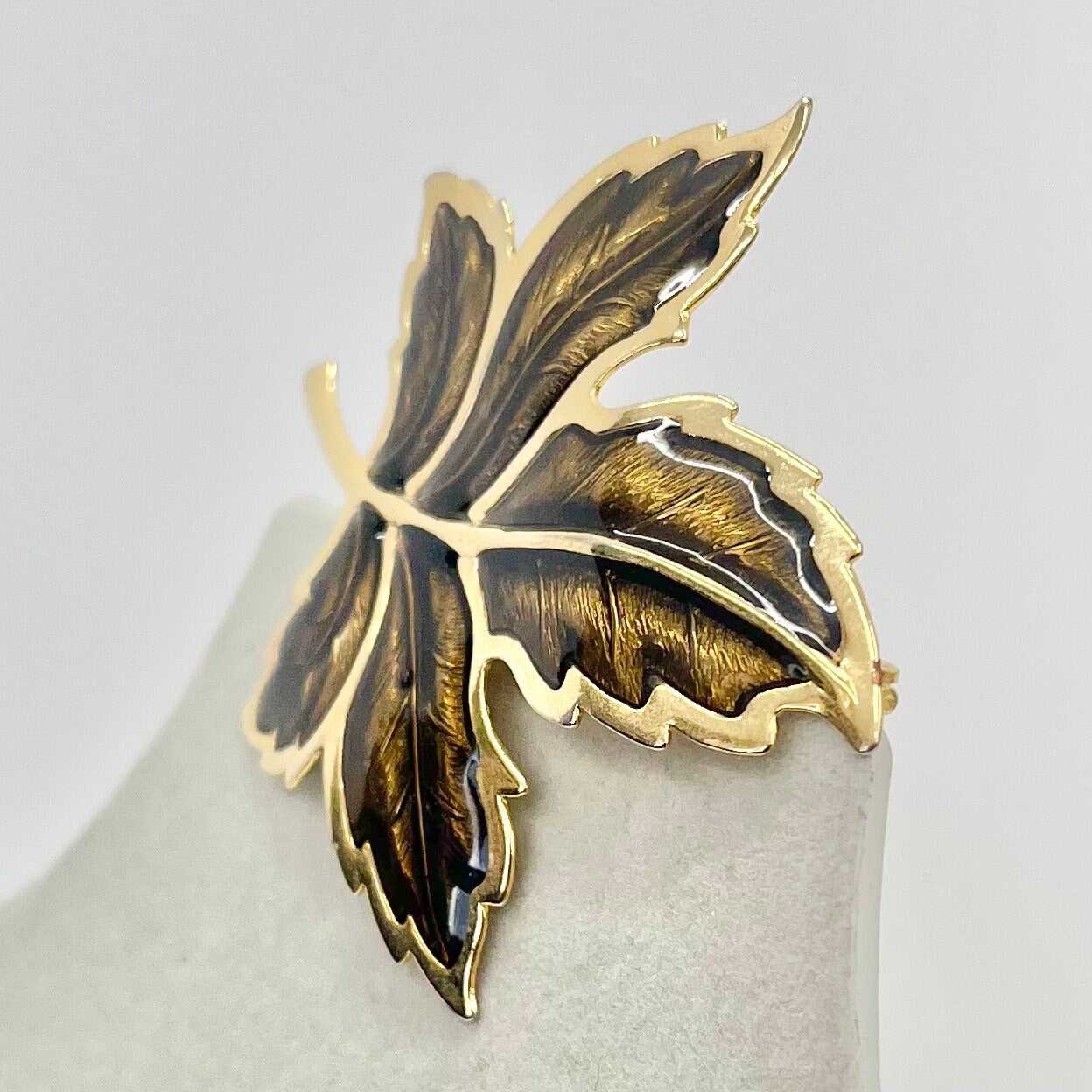 Vintage Largd Brown Enamelled Autumnal Leaf Brooch Gold Tone Statement Piece TheGreenGlassGemShop