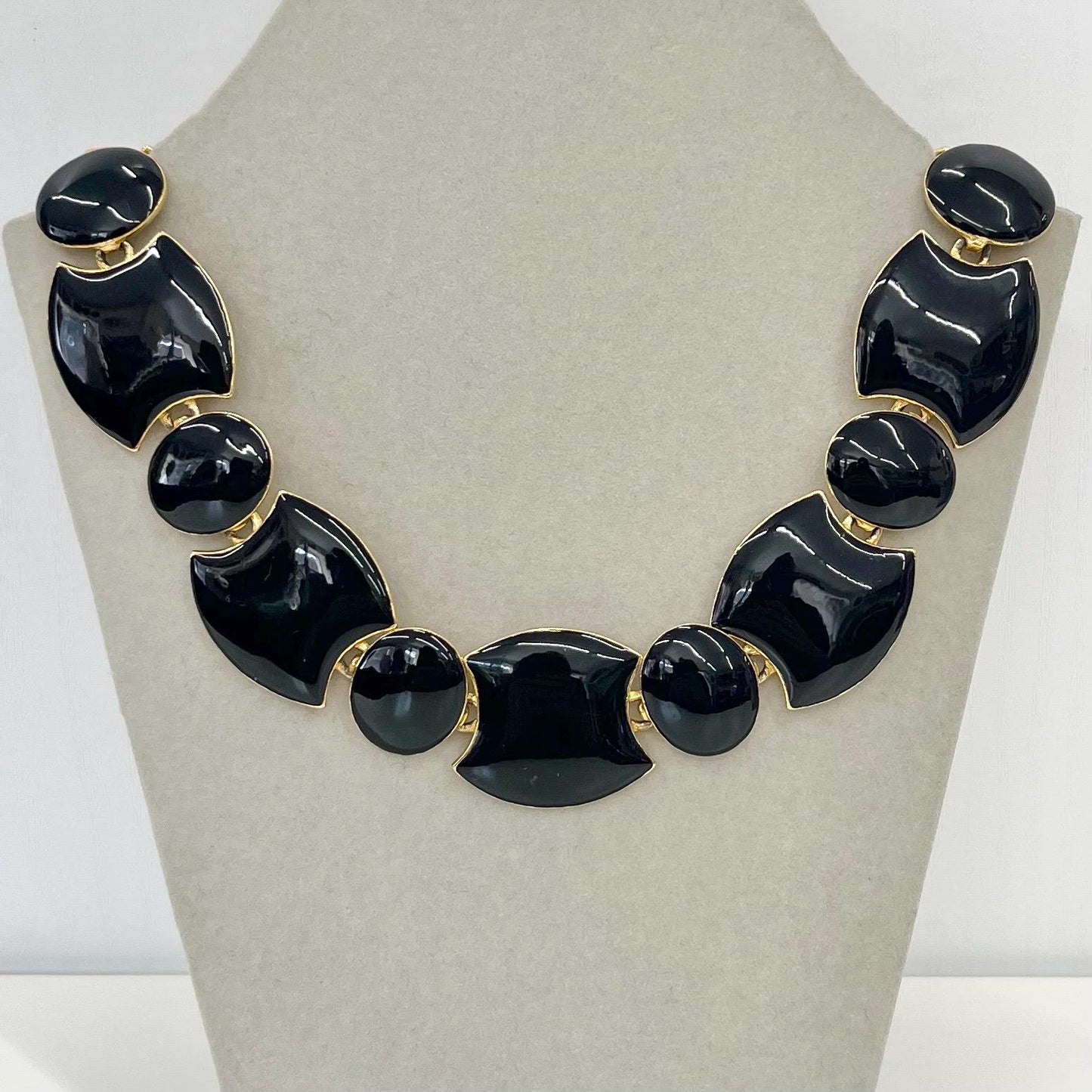 Vintage Gold Tone Black Enamelled Largd Link Necklace Fabulous 1970’s - 1980’s Collar Style Necklace TheGreenGlassGemShop