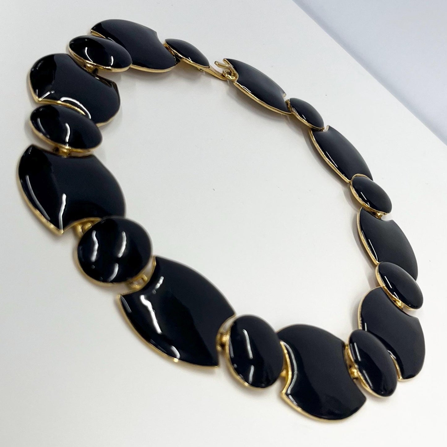 Vintage Gold Tone Black Enamelled Largd Link Necklace Fabulous 1970’s - 1980’s Collar Style Necklace TheGreenGlassGemShop