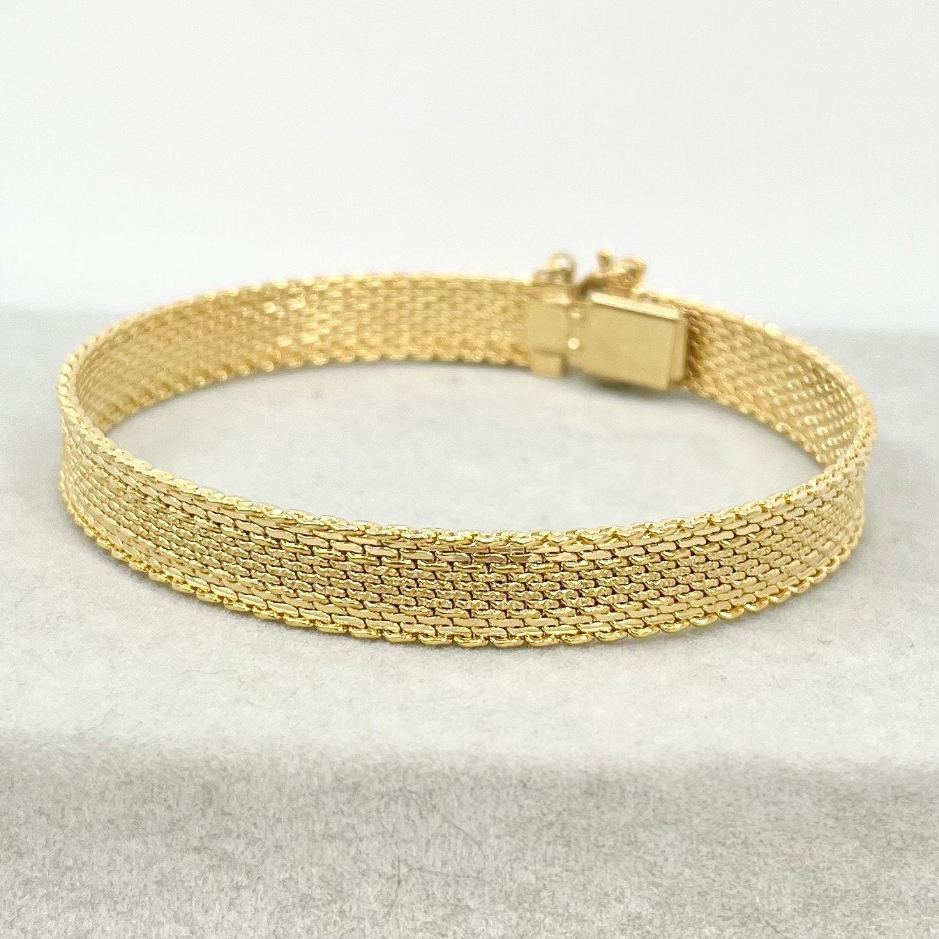 Vintage Gold Plate 1970’s 1980’s Woven Mesh Knit Bracelet Bangle with Safety Chain Costume Jewellery TheGreenGlassGemShop