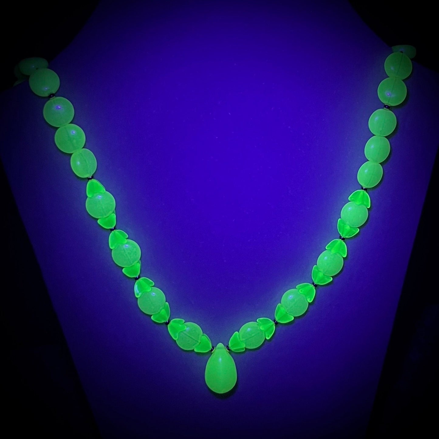 Handmade Yellow Vaseline Uranium Glass Vintage Bead Drop Necklace Bright Green Under UV Light UV Reactive Glow Jewellery Bridgerton Style TheGreenGlassGemShop