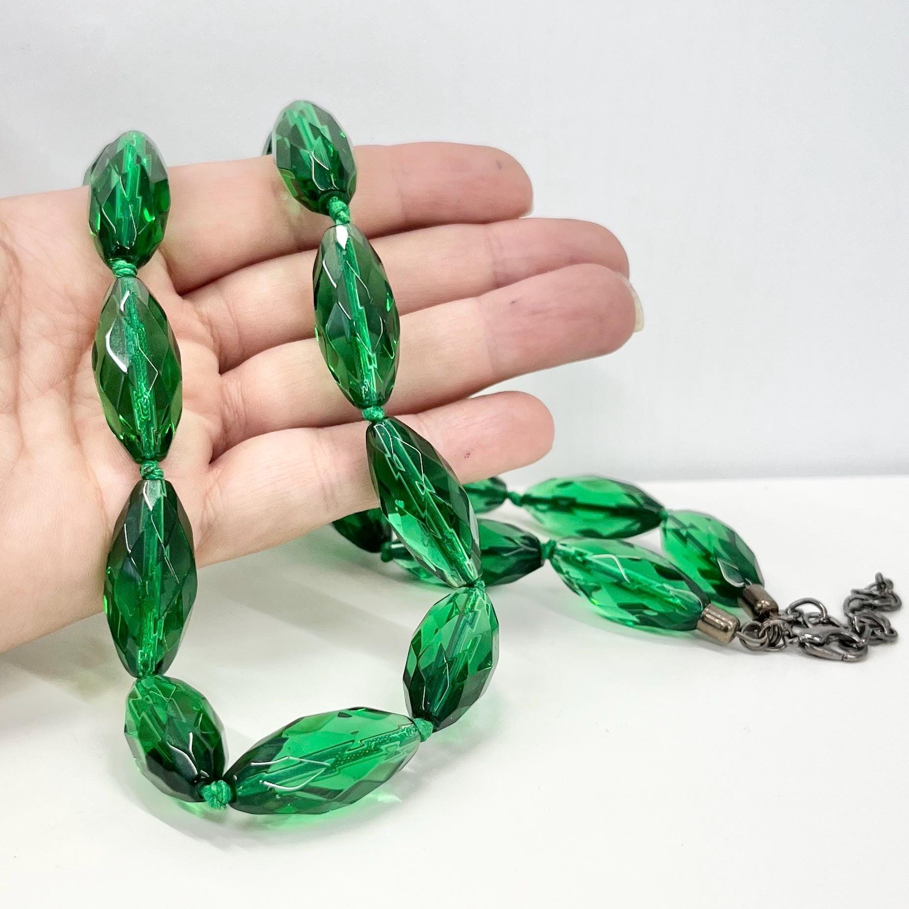 Vintage 28” Long Hand Knotted Emerald Green Coloured Faceted Oval Glass Graduated Bead Necklace Vintage Chunky Jewellery TheGreenGlassGemShop