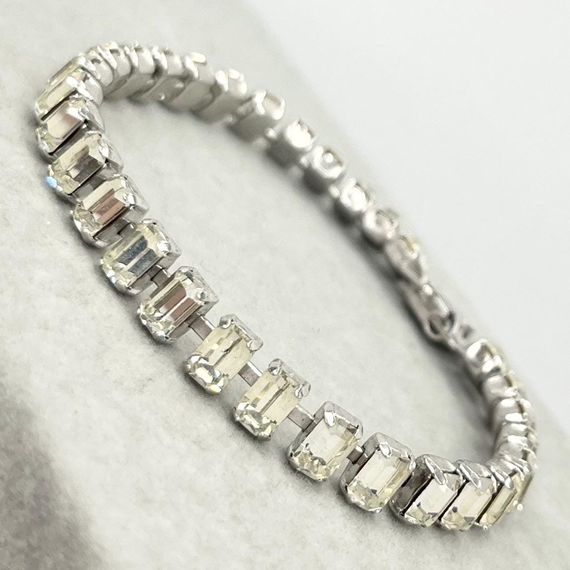 Vintage Silver Tone Clear Emerald Cut Crystal Tennis Bracelet Excellent Quality Glass Costume Jewellery 7.5” TheGreenGlassGemShop