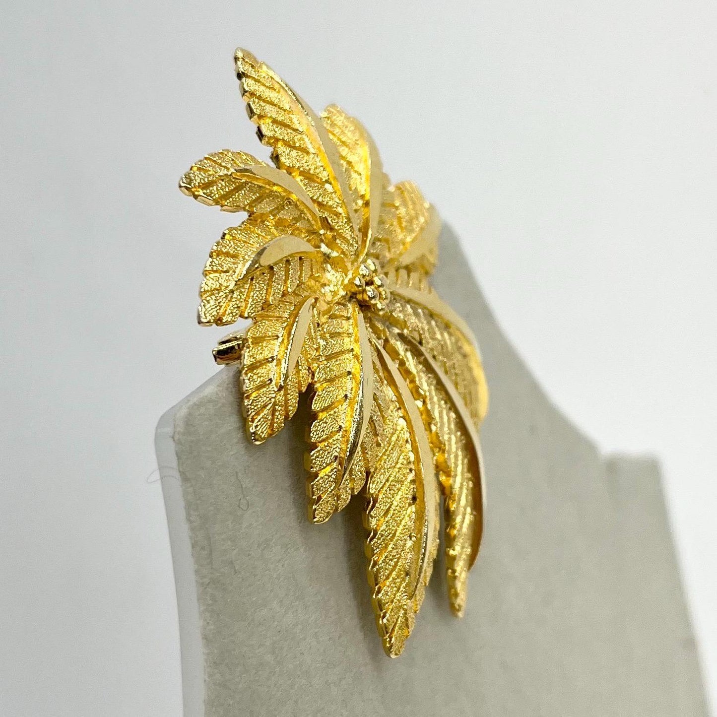 Vintage Gold Tone Brutalist Brooch Large Flower Leaf Shaped Design Contempory Costume Jewellery Statement Piece TheGreenGlassGemShop